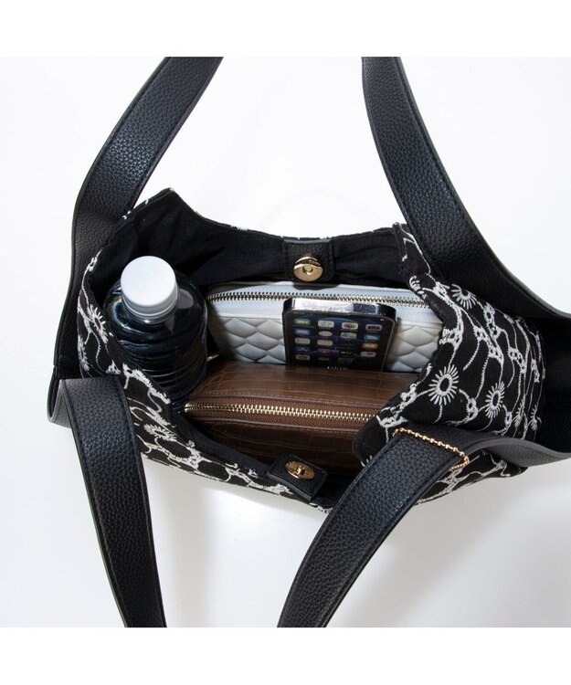 UNBILLION カシュカシュ cachecache / 刺繍生地トートバッグ ブラック