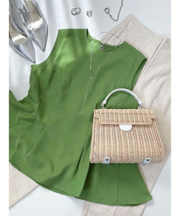 Green Parks AnriettMusee ノースリーブタックペプラムブラウス Green