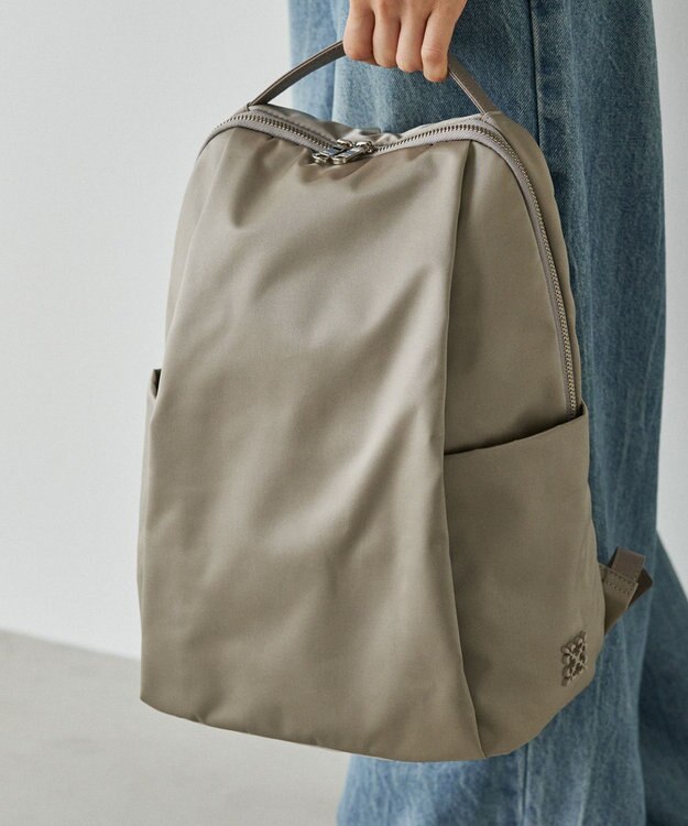 russet ＜背面メッシュ仕様＞クラウズナイロンリュックサック(CE-1499) Gray
