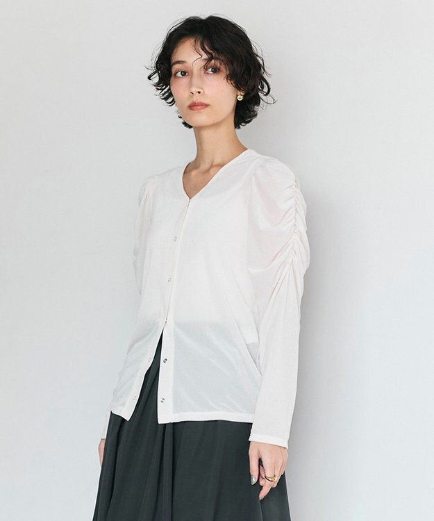 #Newans 【洗濯機可／ 前後着用可】 ギャザースリーブシアーベロアカーディガン ホワイト