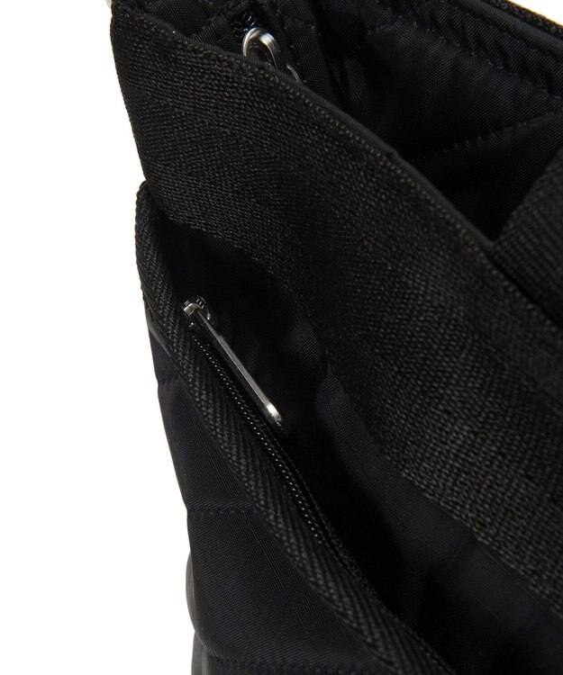 LeSportsac BUCKET TOTE/ラインデボスブラック ラインデボスブラック