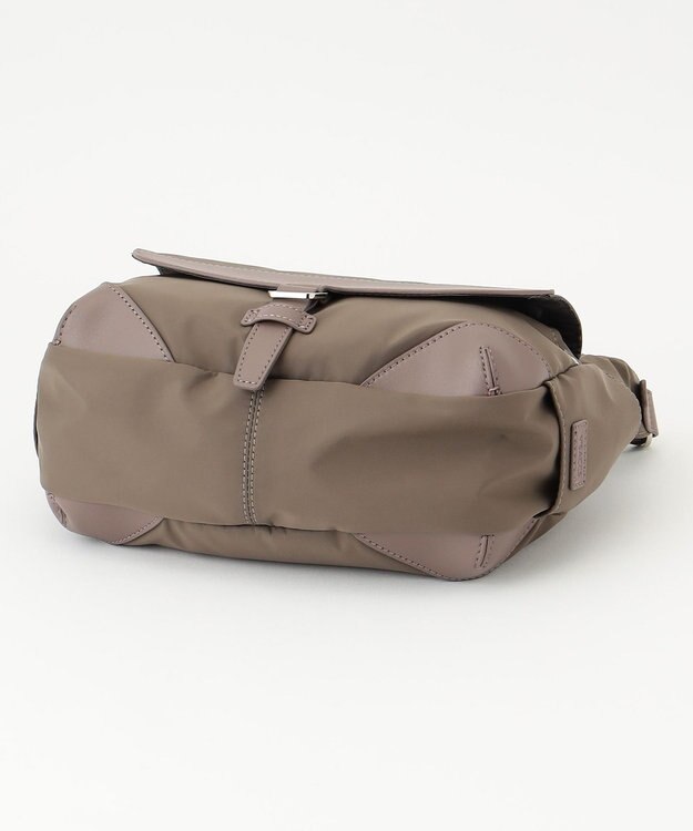 Y'SACCS ミリタリーフラップミニショルダー グレージュ