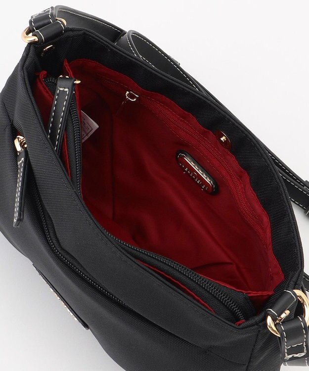 LA BAGAGERIE ポリエステルキャンバス　タックポシェット ブラック