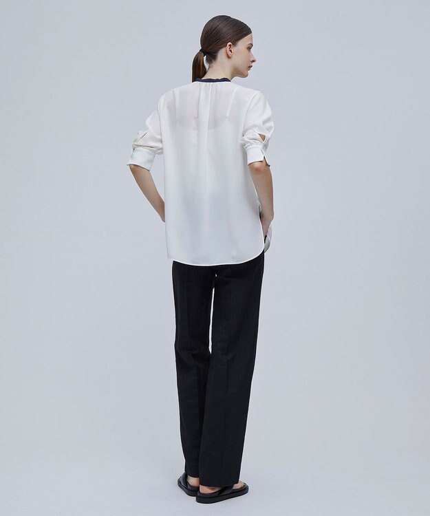 BEIGE， SIBYLLE /  配色カラーパフスリーブブラウス Ecru x Black