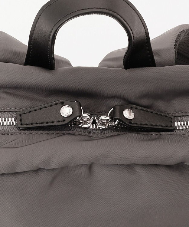 Y'SACCS ポリエステルツイル リュックサック ダークグレー