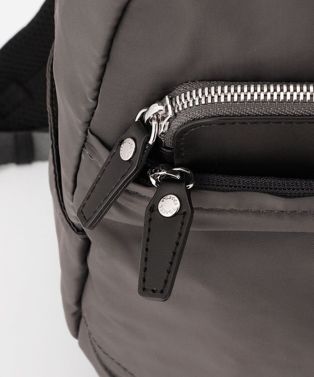 Y'SACCS ポリエステルツイル リュックサック ダークグレー