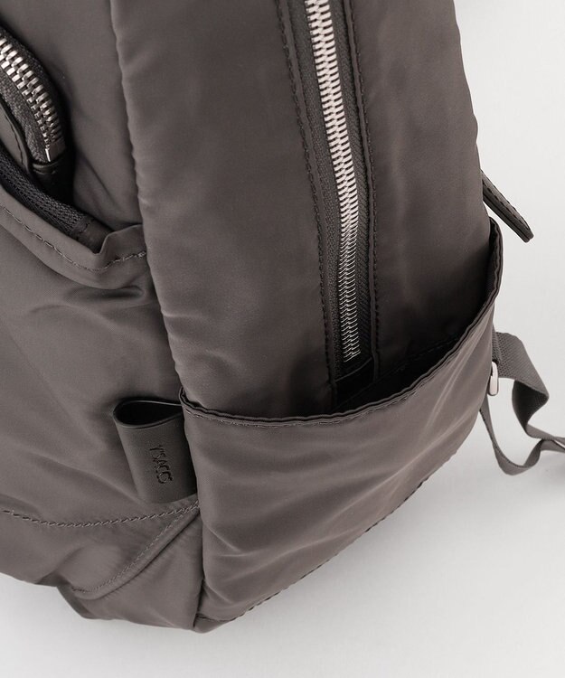 Y'SACCS ポリエステルツイル リュックサック ダークグレー