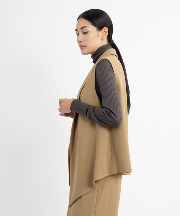 23区 【エステータ】ウールギャバジン アシンメトリーデザイン ジレ ベージュ系