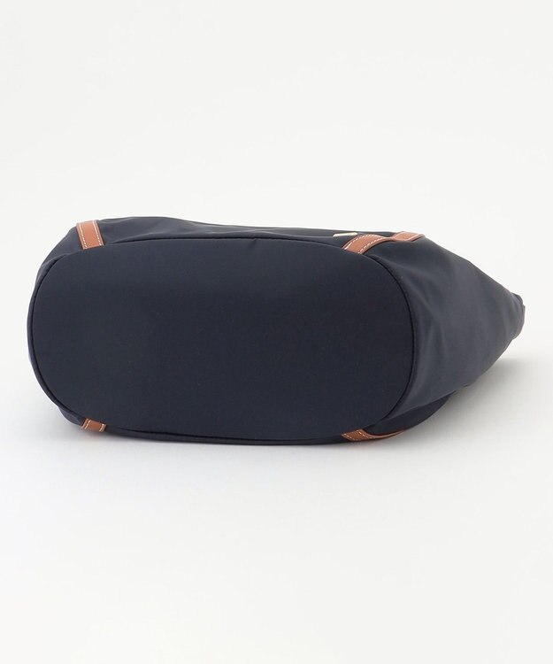 LA BAGAGERIE ひねり金具付きエレガンストート　Mサイズ ネイビー