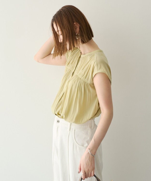 YECCA VECCA <<接触冷感>>フレンチスリーブギャザーブラウス Yellow