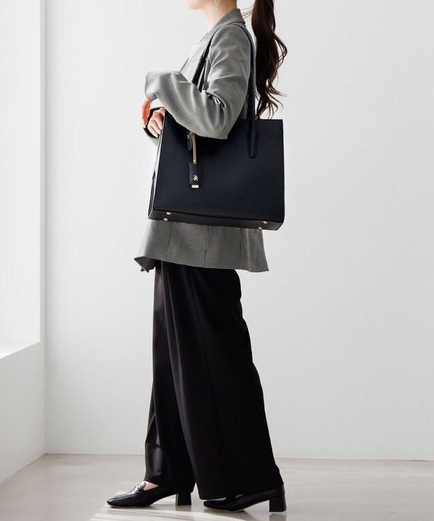 ACE BAGS & LUGGAGE Jewelna Rose へレス トートバッグ A4 16222 ジュエルナローズ ブラック