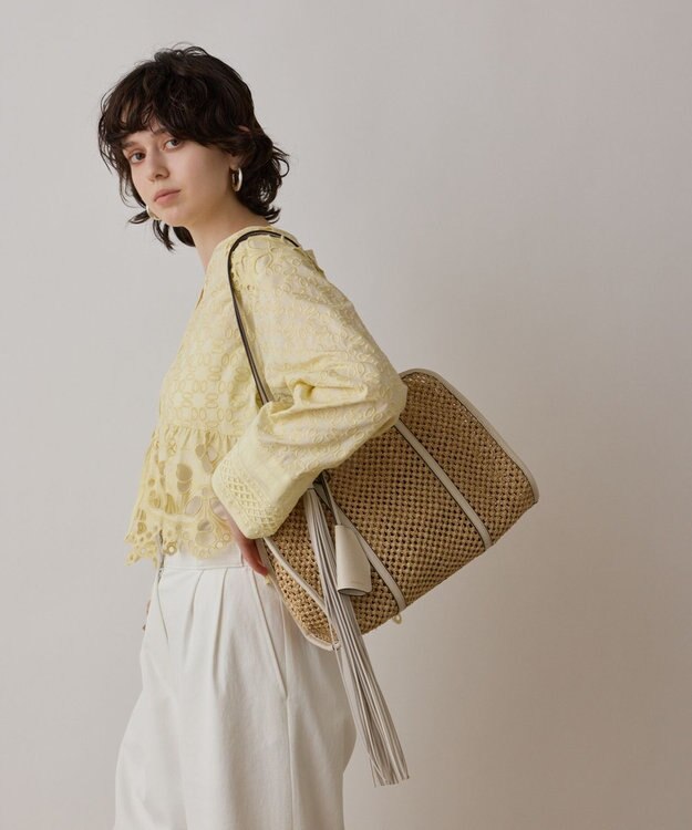 GRACE CONTINENTAL ORSETTOフリンジチャーム ホワイト