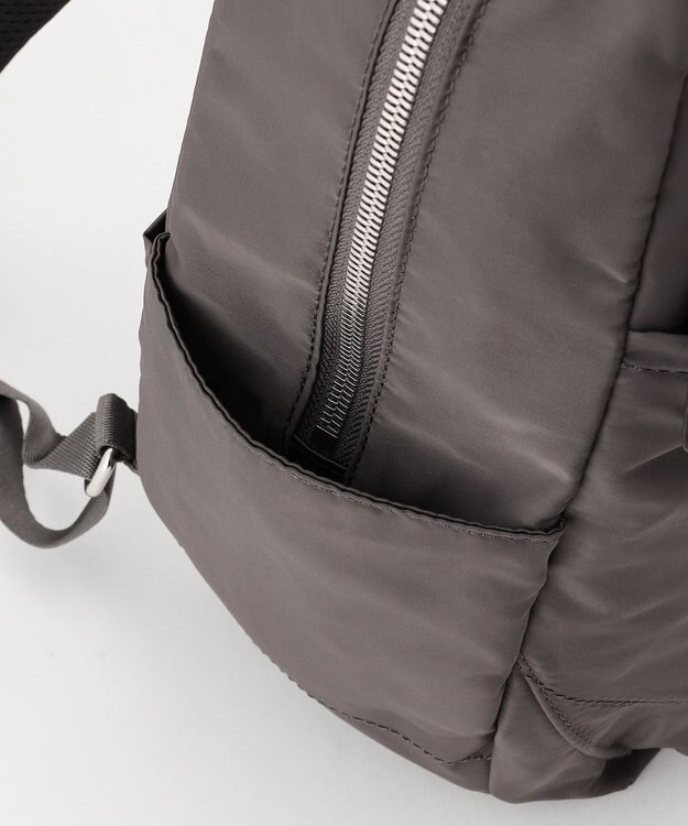 Y'SACCS ポリエステルツイル リュックサック ダークグレー