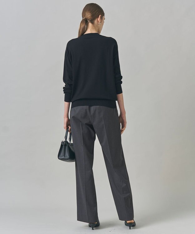 ICB 【洗える】マットヴィスコースポリエステル ブロッキングニット ブラック×ネイビー系