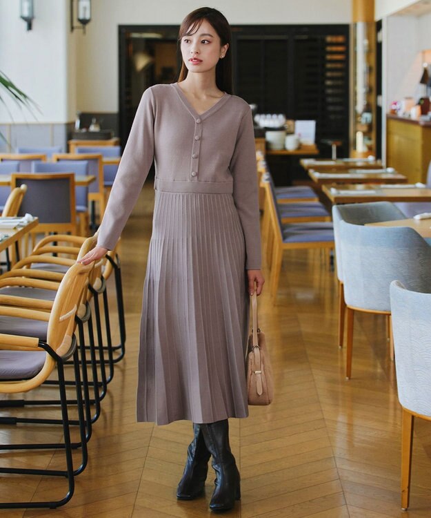 Tiaclasse 【洗える】くるみ釦ニットワンピース モカ