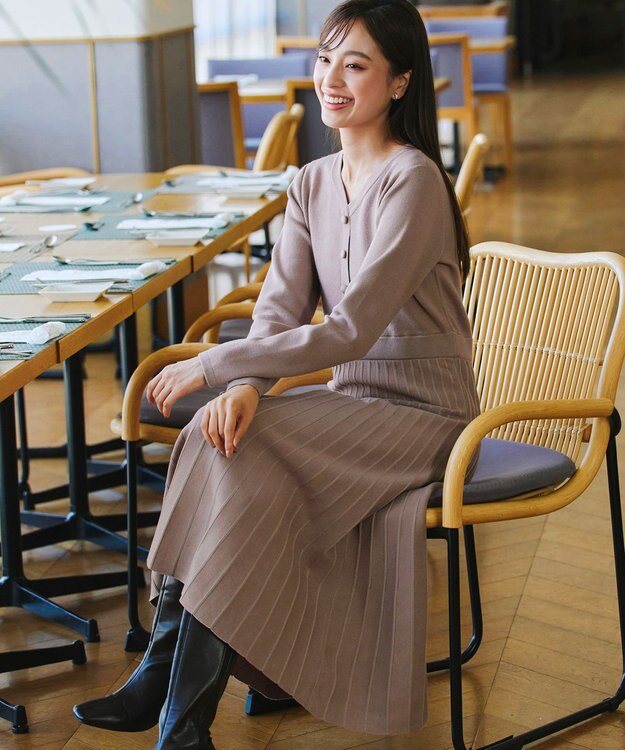 Tiaclasse 【洗える】くるみ釦ニットワンピース モカ