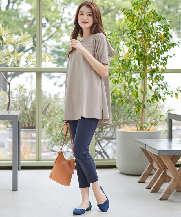 Tiaclasse L 【おのののかさん着用】「サマケア」バックヨークフリルチュニック グレージュ