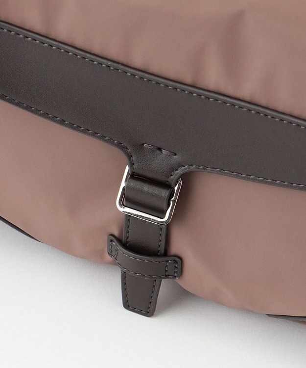 Y'SACCS ミリタリーフラップミニショルダー チョコ