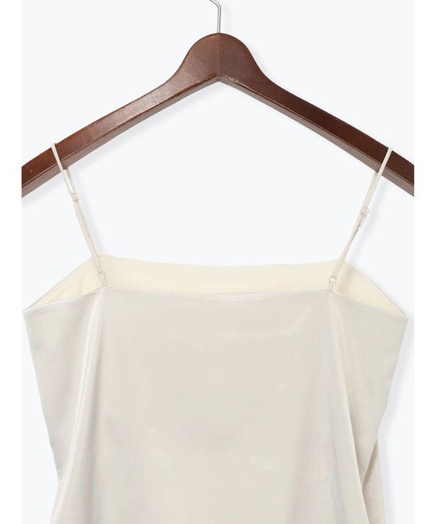Te chichi カットサテンカップ付きキャミソール《2026 spring catalog item》 オフホワイト