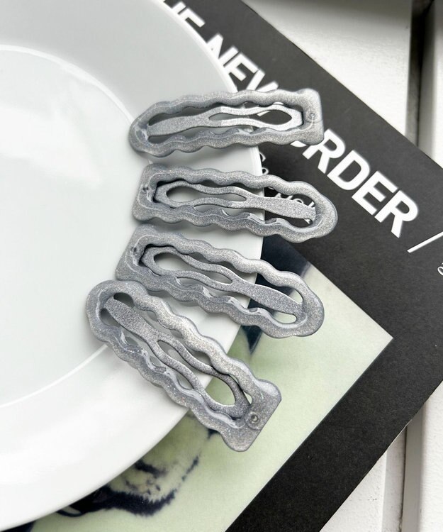 WEGO L4Pうねりラメパッチンピン シルバー