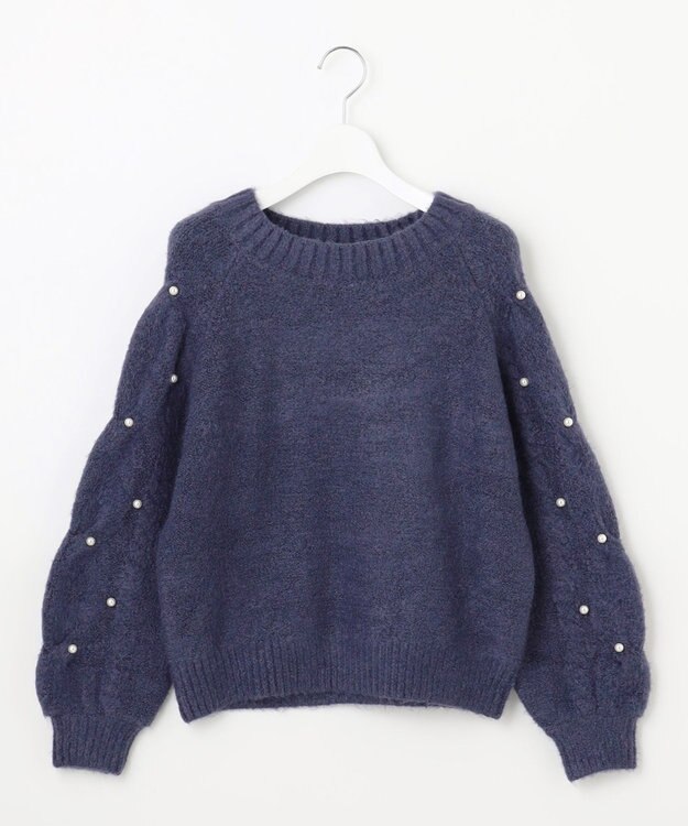 Feroux 【洗える】パールスリーブ ケーブルニット ネイビー系