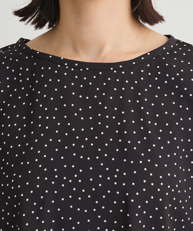 Green Parks ドットイージーケアバックスリットブラウス Dot Black