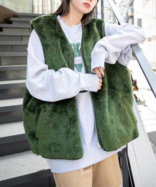 WEGO フェイクファーBIGベスト カーキ