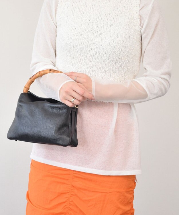 INTER-CHAUSSURES 【LORISTELLA】バンブーハンドルソフトレザーハンドバッグ ブラック