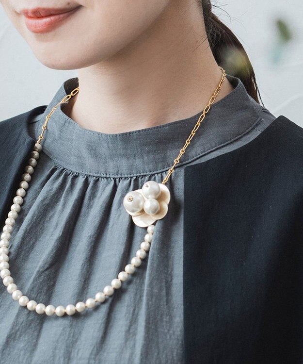 Pisceans グラデコットンパールブローチ マットゴールド