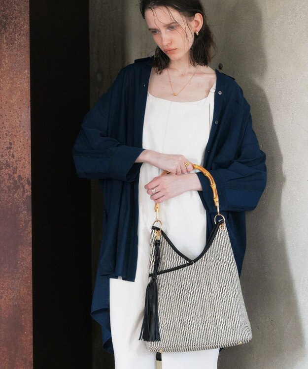 YECCA VECCA 【A4対応】チャーム付き2wayショルダーバッグ Black