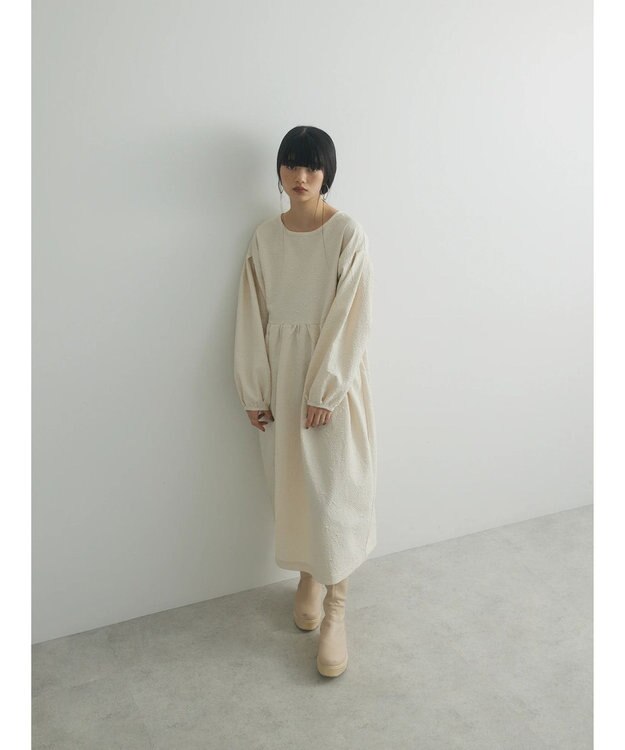 Green Parks armonia. エンボスタックコクーンワンピース Ivory