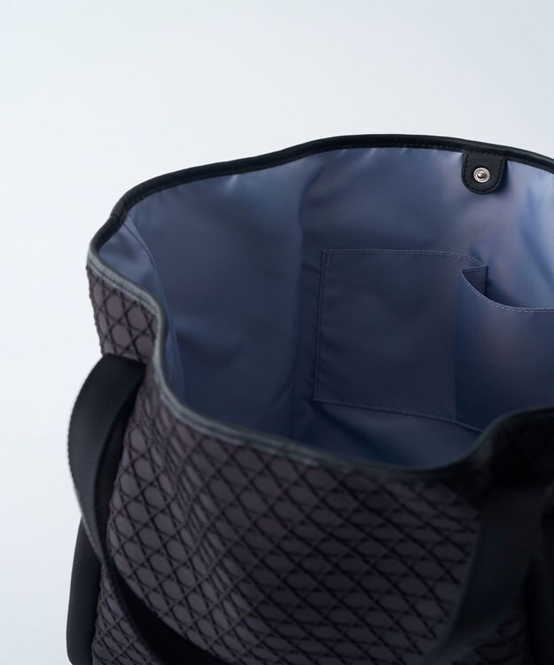 MIYABIYA LAQUOH【撥水加工】篭目柄エンボスボンディングトートS ブラック