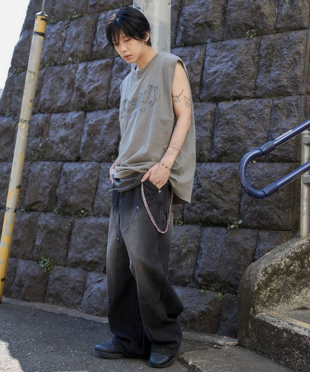 WEGO 【ユニセックス着用ITEM】ブリーチダメージアップリケノースリーブ グレー