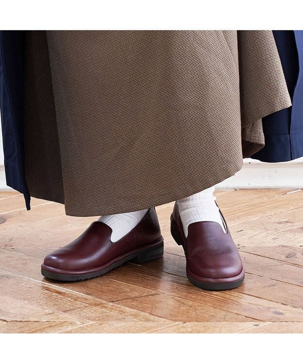 ing <ing>【サスティナブル】ボリュームソールスリッポンシューズ レッド