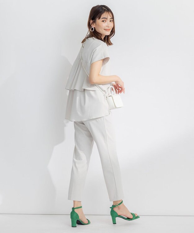 組曲 S 【吸湿・冷感・UVケア】ジョーゼットジャージーバックフリル Tブラウス ライトグレー系