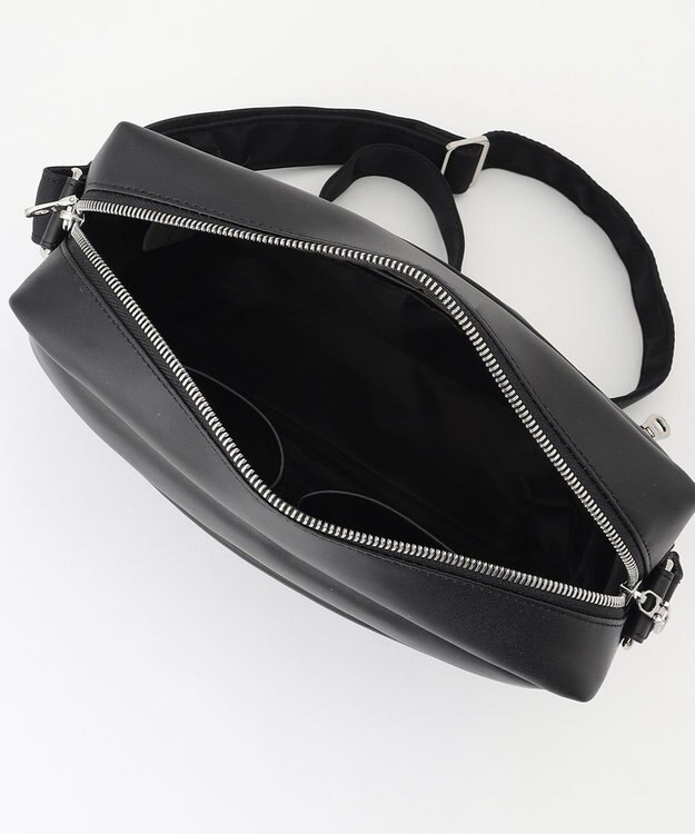 Y'SACCS ブロックモチーフショルダー ブラック