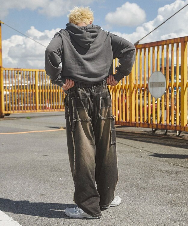 WEGO 【ユニセックス着用ITEM】ピグメントダメージアップリケZIPパーカー スミクロ