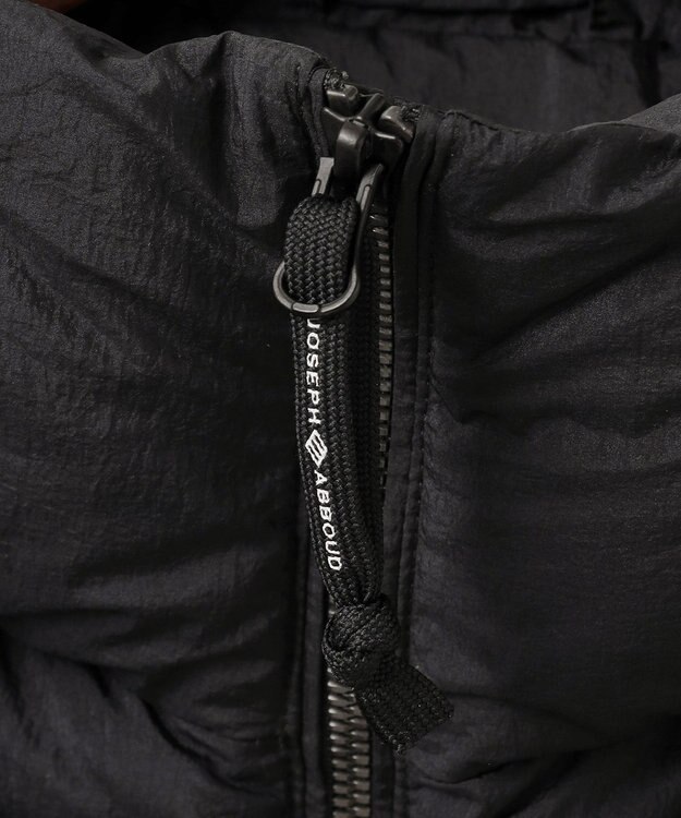 JOSEPH ABBOUD MOUNTAIN 【サステナブル/軽量/8ポケット/JAPANファブリック】ライトナイロンワッシャー アウトドアダウンベスト ブラック系