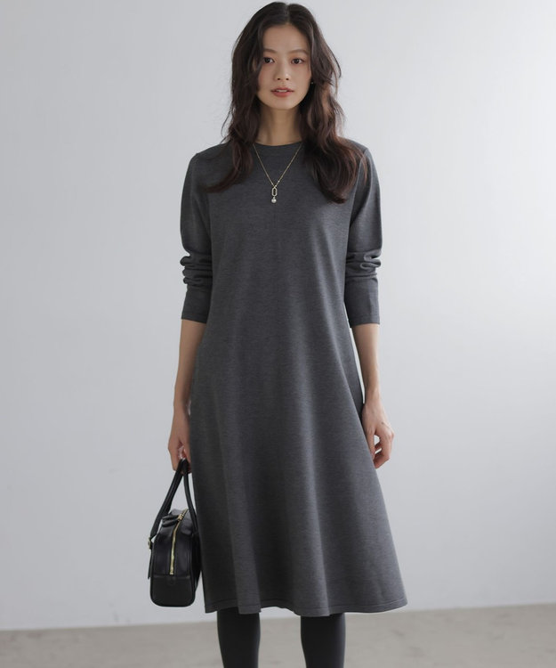 組曲 L シックフレアニットワンピース グレー系