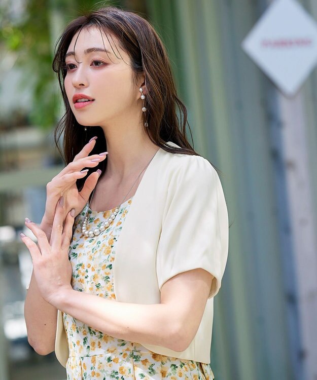 Tiaclasse 【洗える】大人上品なタックパフスリーブボレロ アイボリー