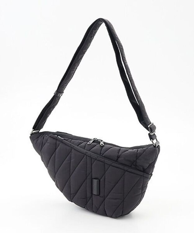 Y'SACCS バイアスキルトショルダー ブラック