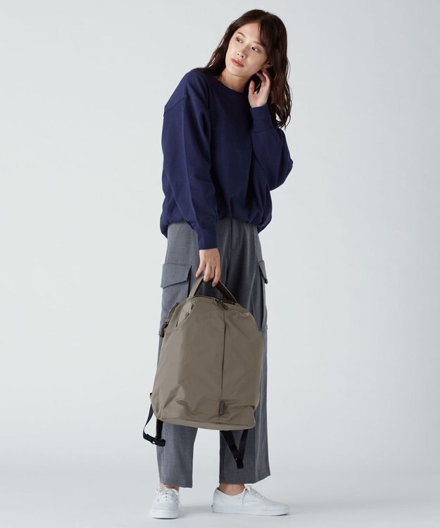 Y'SACCS WELLBA リュックサック【TVドラマ衣装提供商品】 グレージュ