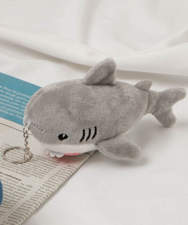 WEGO さめぬいぐるみキーホルダー グレー