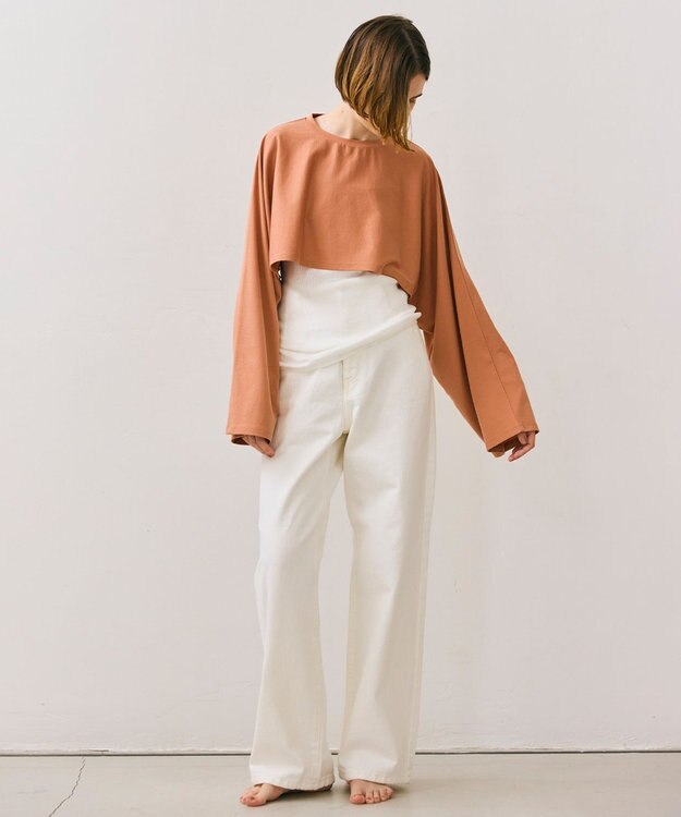 BEIGE， 【BEIGE,ecru/WEB限定・洗える】JERSEY STITCH / コットンクロップドトップス Nude camel