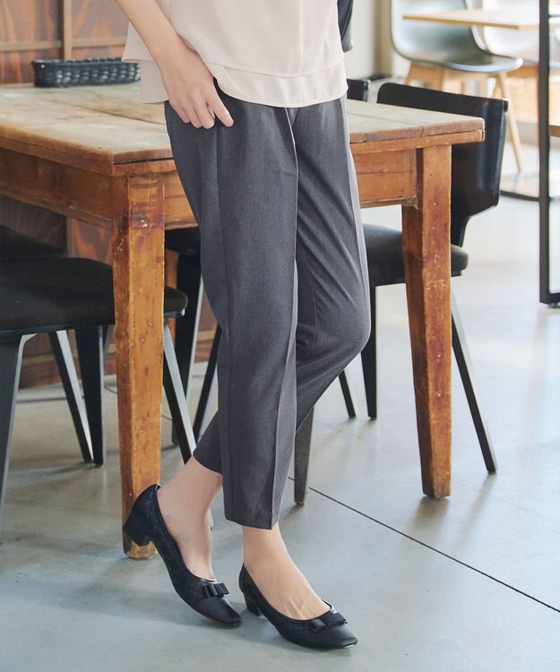 Tiaclasse 【小倉優子さん着用・洗える】カラーテーパードパンツ チャコールグレー