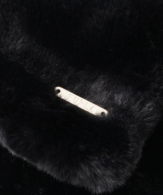 MOONBAT FURLA フェイクファーティアードマフラー ブラック