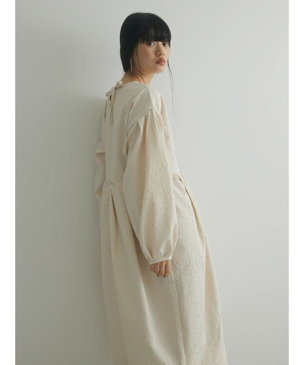 Green Parks armonia. エンボスタックコクーンワンピース Ivory