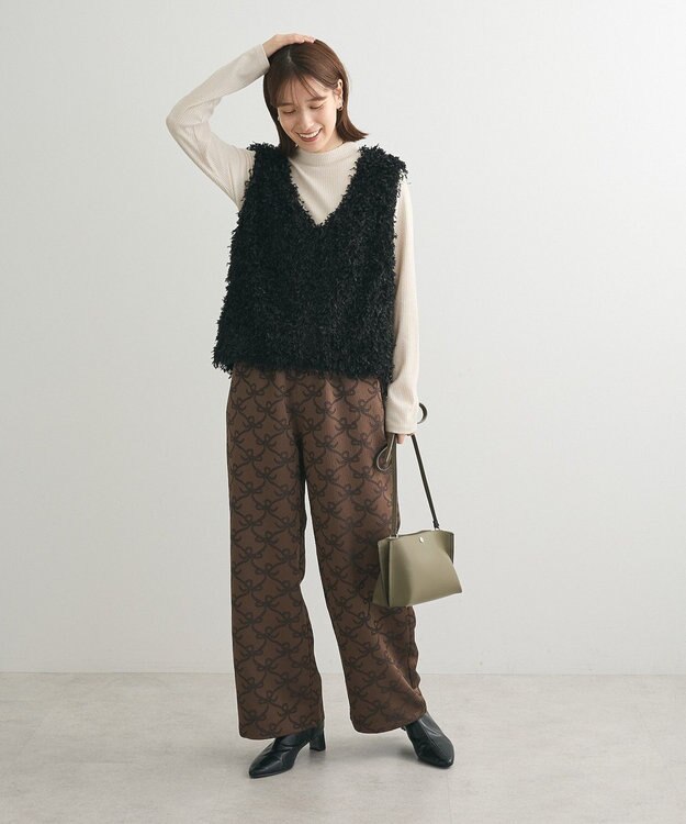 Green Parks ・ＳＵＧＡＲ　ＳＰＯＯＮ　フェザーヤーンベスト Black