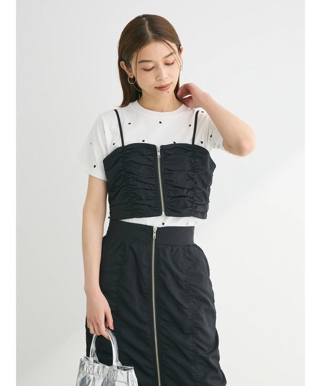 Green Parks ・Ｄｏｕｂｌｅ　Ｆｌａｇｓ　ハート刺繍ＴＥＥ Off White