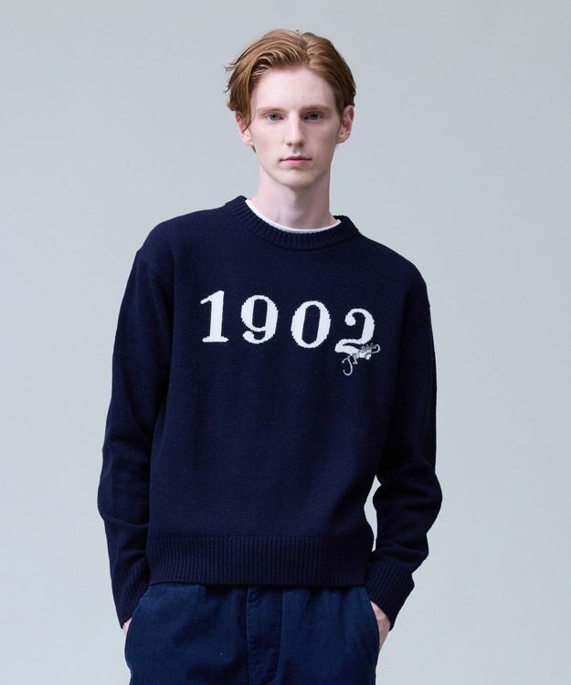 J.PRESS MEN 【NYUZELESS】1902 クルーネックロゴ ニット ネイビー系